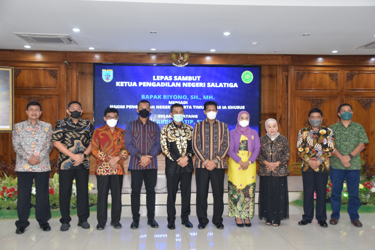 Danrem 073/Makutarama berserta Forkopimda Salatiga menghadiri pisah sambut Kajari Salatiga